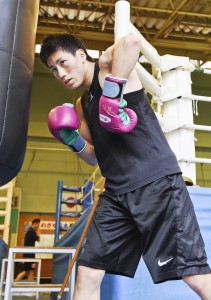 Daisuke Narimatsu continues training for the Rio 2016 Summer Olympics at the JSDF Physical Training School. (Nerima-ku, Tokyo)