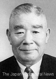 Bunshiro Okamura, the first president of Zenkyoren (National Mutual Insurance Federation of Agricultural Cooperatives) (both from "Five decades history of JA insurance") 