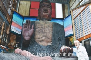 Nishizawa and his Yakushi Nyorai statue