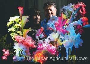 RADilys glowing flower system presents various ideas to enjoy flowers (in Chuo Ward, Tokyo)
